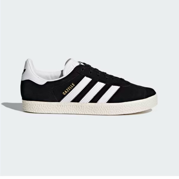 adidas Shoes - Adidas Gazelle sneakers women’s size 5